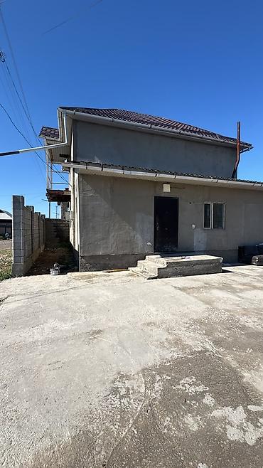Продажа коттеджей и домов: Арендага уй берилет 2 этаж можно под бизнес Условия бар, мебель at lalafo.kg — 9 Продажа коттеджей и домов: Арендага уй берилет 2 этаж можно под бизнес Условия бар, мебель — 9