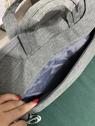 Чехлы и сумки для ноутбуков: Сумка для ноутбука, цвет серый - Форм‑фактор: горизонтальная — 3