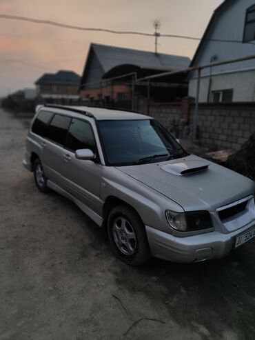 Subaru: Subaru Forester: 2001 г., 2 л, Автомат, Бензин