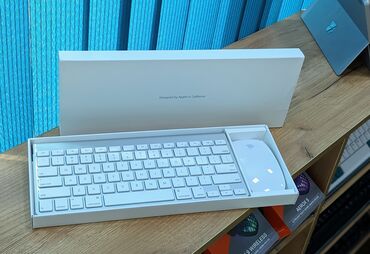 Клавиатуры: В наличии Apple wireless Keyboard (A1314) и Magic mouse combo(A1296)