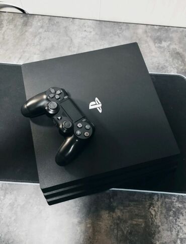 playstation 4 4k: PS 4 PRO 1tb + FIFA19 и с оригинальным геймпадом!!! С родной коробкой!