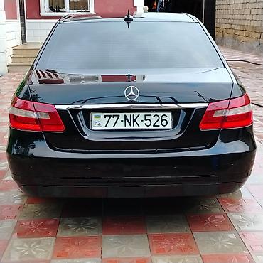 w212 mercedes: Mercedes-Benz E-Class sedan (W212). Qara rəng, 4 qapı, tam ölçülü — 5