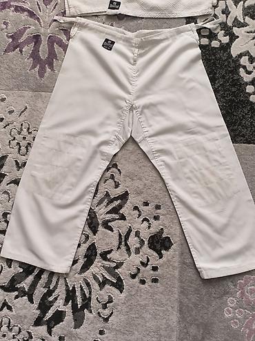 judo forma: Matsa kimano size:48 Az geyinilib,təzədən seçilmir.materialı çox — 2