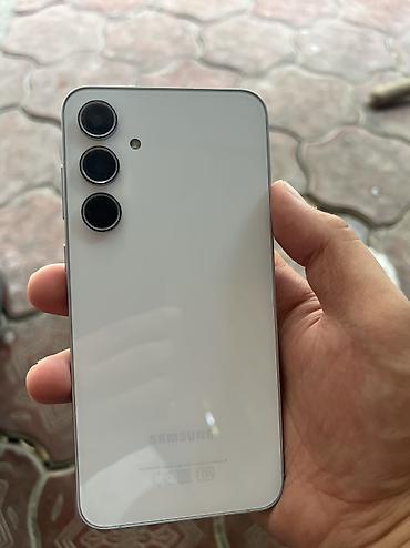 ремонт nintendo switch: Samsung Galaxy A55 5G, Б/у, 256 ГБ, цвет - Белый, 2 SIM — 1