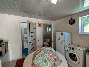 жилой дом бишкек: 85 м², 2 комнаты