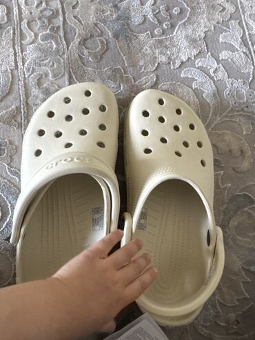 обувь 22 размер: ORIGINAL USA.Клоги Crocs Classic кремового цвета. Удобная и легкая