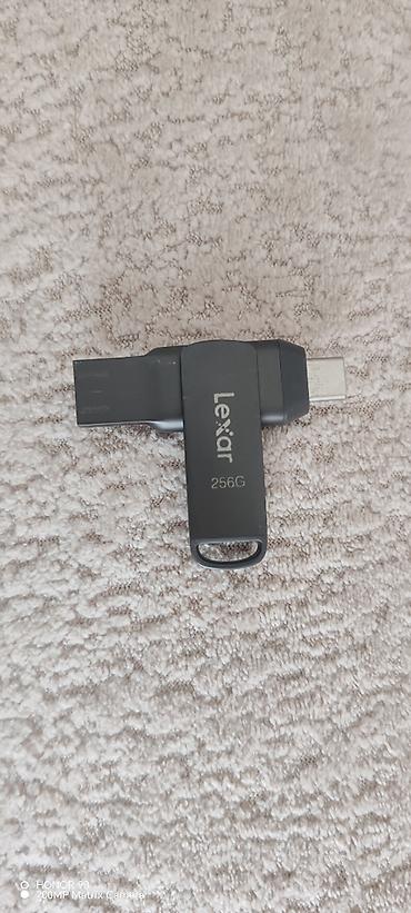 flashkart: Lexar flaşkart 3.2 orginal flaşdir. Həm kompüterə həm də telefona — 3