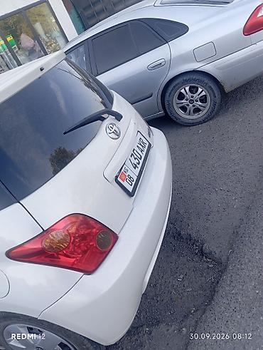 Унаа сатуу: Toyota Ist: 2003 г., 1.3 л, Автомат, Бензин — 4