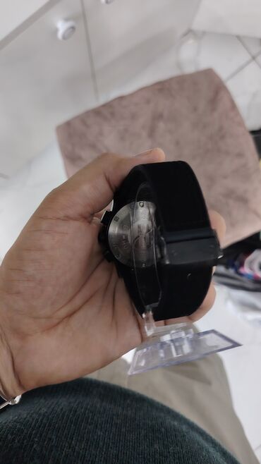 Qol saatları: Yeni, Qol saatı, Hublot, rəng - Qara -da lalafo.az — 8 Qol saatları: Yeni, Qol saatı, Hublot, rəng - Qara — 8