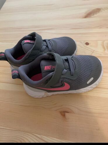 обувь 24 размер: Кроссовки Nike оригинал💯 23,5 размер, состояние хорошее