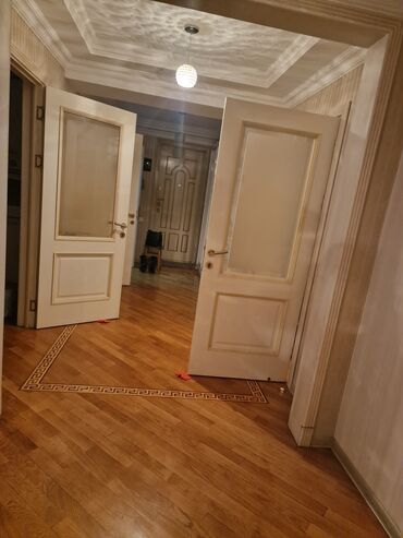 Uzunmüddətli kirayə mənzillər: Geniş və işıqlı mənzil – klassik üslubda tam mebel və texnika ilə — 10