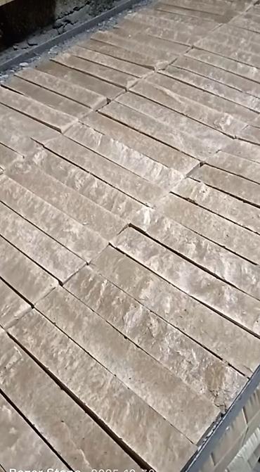 Kafel və metlax: Fasad üçün müxtəlif rəng və fakturalı dekorativ daş panelləri. Bu — 21