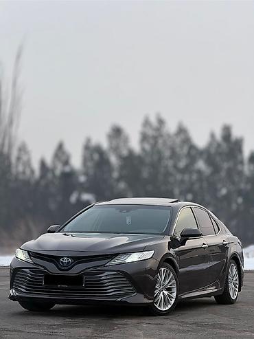 toyota corrolla: Toyota Camry: 2018 г., 2.5 л, Вариатор, Гибрид, Седан — 1