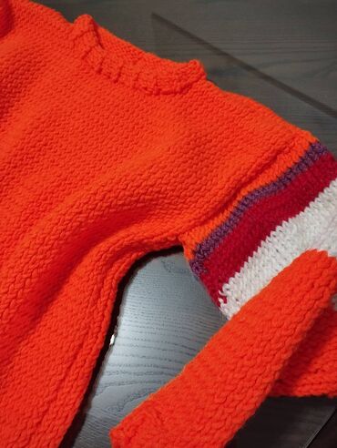 Džemperi, kardigani: Džemper novi ručno pleteni vel 2XL. Obim grudi 106 cm, dužina 58 cm — 9