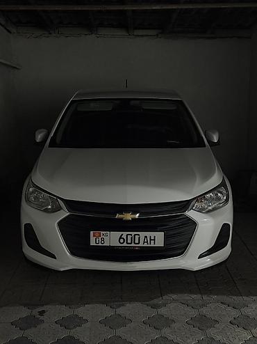 кобальт: Chevrolet Onix: 2020 г., 1 л, Автомат, Бензин, Седан — 7