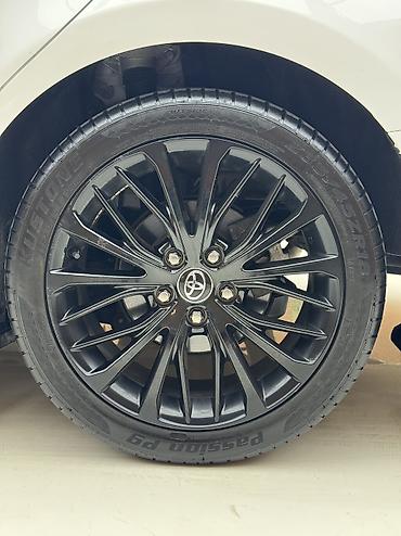 Toyota: Toyota Camry: 2020 г., 2.5 л, Автомат, Бензин, Седан — 16