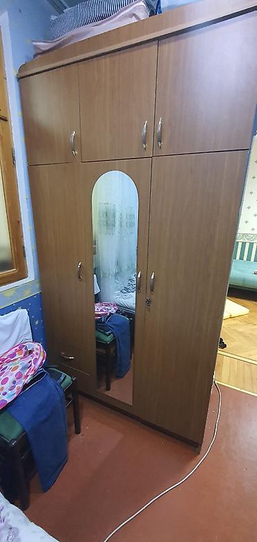 ucuz mebellerin satisi: Dolab 100 azn. Unvan 7ci mkr.
k5090~SD — 1