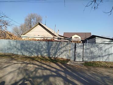 Продажа коттеджей и домов: Продаётся жилой дом с участком. - Индивидуальный жилой дом на — 2