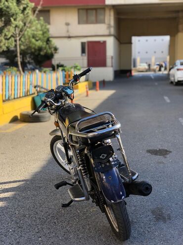 Mopedlər,skuterlər: Moped tipli benzinli motosiklet - Rəng: tünd mavi (xrom detallar və — 5