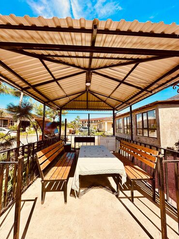 Посуточная аренда домов: 96 м², 4 комнаты — 12