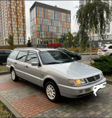 Volkswagen Passat Variant (универсал), серебристый. Кузов и внешнее