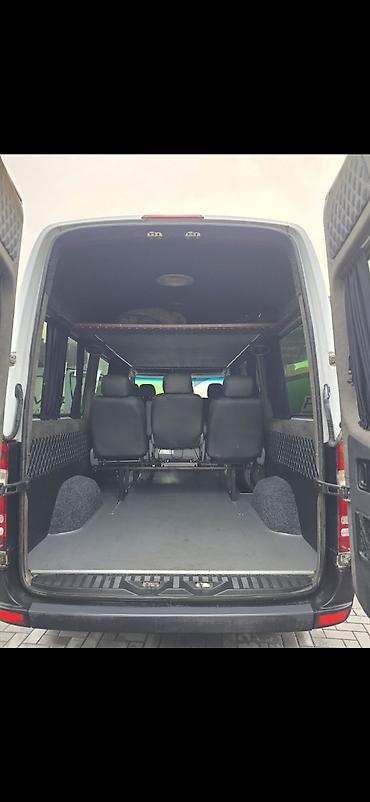 Transport putnika: Kombi prevoz putnika – Srbija i inostranstvo Profesionalna usluga — 17