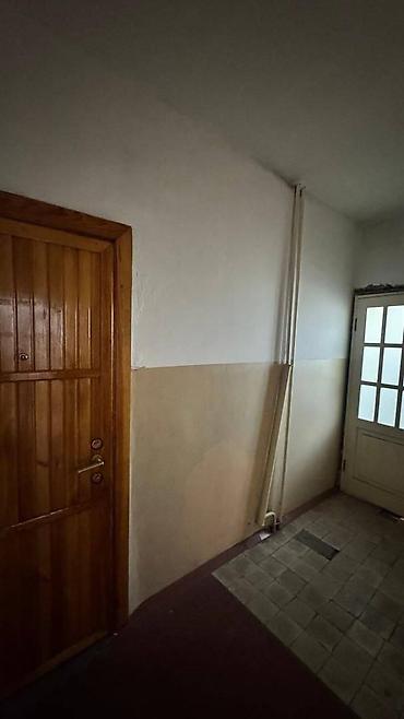 Продажа квартир: 3 комнаты, 70 м² — 2