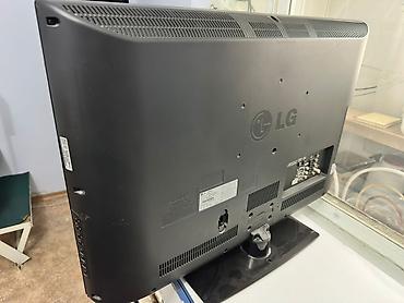 black sharp: Телевизор LG 32LK330 - Диагональ 32" (81 см), ЖК-панель. - Разрешение — 3