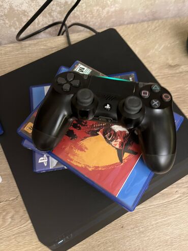 playstation 3 satışı: Playstation 4 slim 500GB PlayStation 4 slim 500Gb satılır. Yaxşı