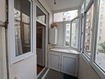 Yeni tikili: Xırdalan Kristal Abşeron 1, 11 mərtəbəli binanın 2ci mərtəbəsi, 3 — 5