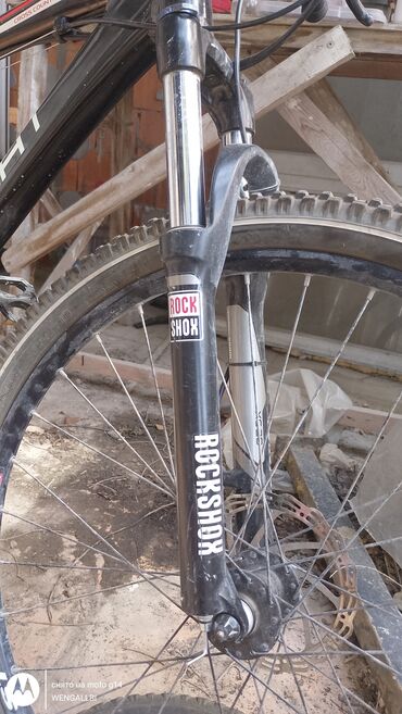 RockShox XC28 modeli "cross country" velosipedlər üçün nəzərdə