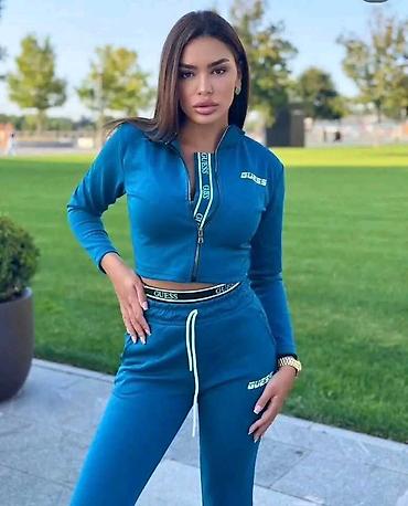 Gornji i donji deo: GUESS
dostupne u vise boja
Vel. S, m, l, xl
Cena 4400 din — 6