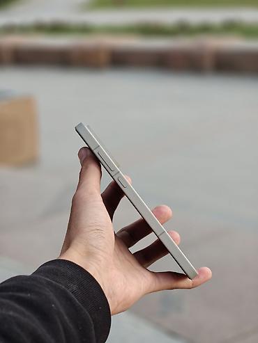 oneplus 15t: OnePlus 15, Новый, 256 ГБ, цвет - Белый, 1 SIM, 2 SIM — 3