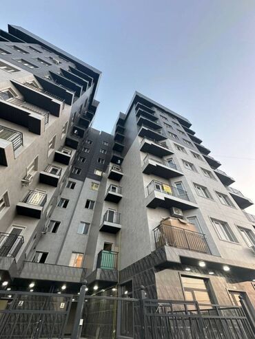 квартира на ночь восток 5: 1 комната, 36 м², Элитка, 8 этаж, ПСО (под самоотделку)