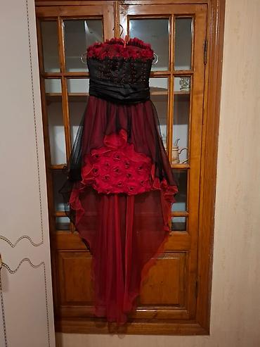 mirvari muncuq: Qırmızı-qara gecə libası - Model: strapless, qravitaçiyalı üst hissə — 1