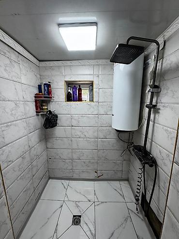 Продажа коттеджей и домов: Продаётся дом г Каракол ул.Ахунбаева 3х комнатная 6соток — 23