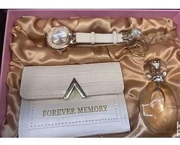 Setovi nakita: Ženski poklon set – elegantni aksesoari i parfem idealan je za Dan — 1