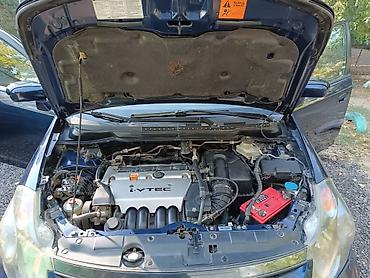 toyota stream: Honda Stream: 2006 г., 2 л, Механика, Бензин, Универсал — 6