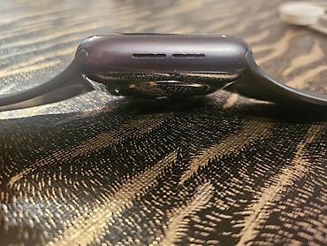 iphone 17 pro azn: Apple Watch Series 5 (44 mm), Space Gray alüminium korpus və qara — 3