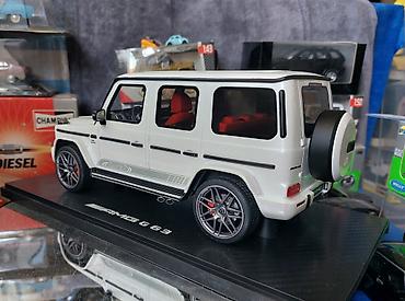 Avtomobil modelləri: Коллекционная модель Mercedes-Benz G63 W463 white 2019 GT Spirit — 6