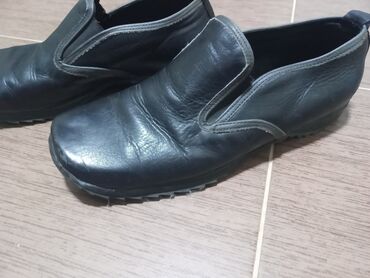 bež čizme od brušene kože: Muške cipele broj 42 od PRAVE KOŽE dobro očuvane bez ikakvog