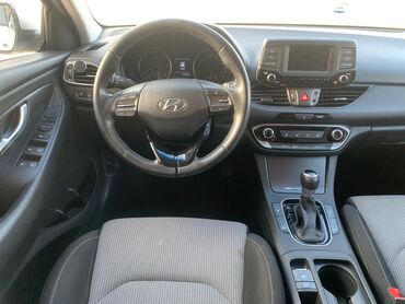 Hyundai: Hyundai i30: 1.6 l | 2017 il Hetçbek — 15