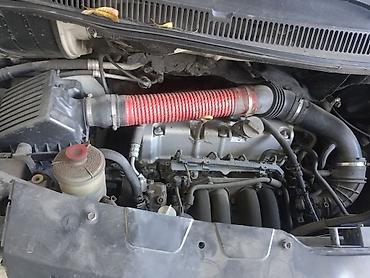 Voyah: Volkswagen Transporter: 2004 г., 2.4 л, Автомат, Бензин, Минивэн — 9