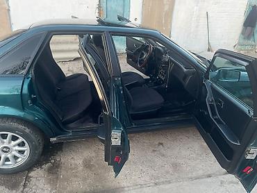 купить авто ауди 80: Audi 80: 1992 г., 2 л, Механика, Газ, Хэтчбэк — 5