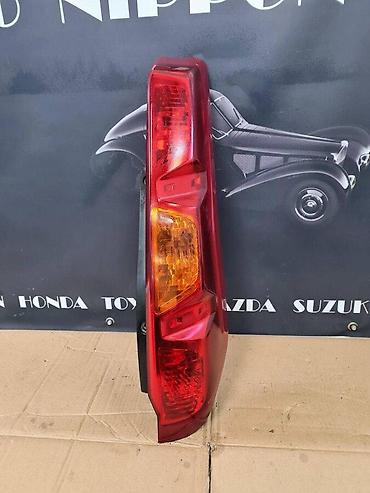 STOP SVETLO DESNO ZA NISSAN X-TRAIL OD 2007. DO 2011. GOD. |