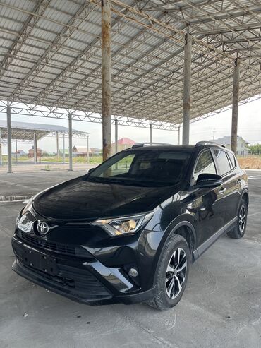 Toyota: Toyota RAV4: 2018 г., 2 л, Автомат, Бензин, Внедорожник — 3