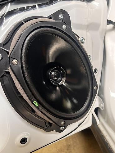 Динамики для авто: В наличии широкий ассортимент динамиков для твоего авто ! Все размеры — 14