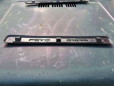 Auto delovi: Lajsna zadnjih gepek vrata Lada 21213,21214 Niva br.4. Polovna — 11