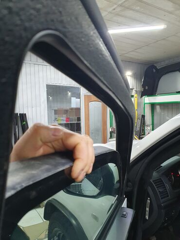 СТО, ремонт транспорта: Тюнинга студия AUTOTONER Тонировка авто стёкол Тонировка лобовое — 9