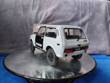 Avtomobil modelləri: VAZ, 1980 il, 1:18, Dəmir, Ödənişli çatdırılma — 17
